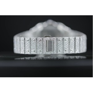 Reloj de Diamantes Moissanite de Lujo de Edición Limitada, Tono Blanco, Gran Tamaño, Medio Brillante, Acero Inoxidable, Disponible al Mejor Precio - Product Image 2