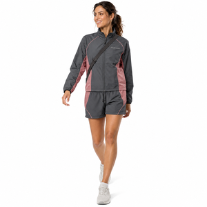 Ensemble veste et short de sport pour femme avec logo personnalisé, coupe oversize, en polyester léger, style streetwear, fournisseur de vêtements pour commandes en gros - Product Image 2