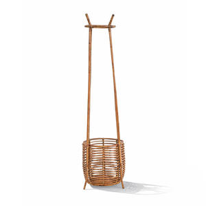 Percheros independientes al por mayor, perchero de ratán con cesta para sombrillas, para abrigos y trajes - Product Image 1