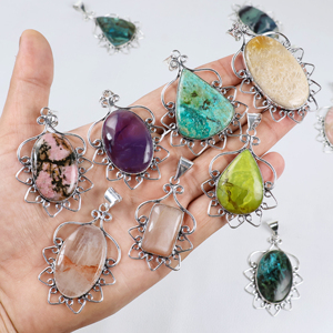 Venta al por Mayor de Colgantes de Piedras Preciosas Naturales Mixtas BISMILLAH GEMS, Filigrana Intrincada, Estilo BOHEMIA, Forma de Paz, Chapado en Plata de Ley 925 - Product Image 1