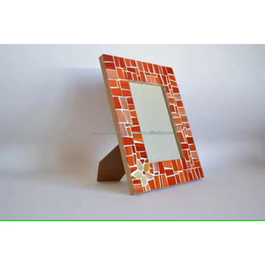 Cadre photo en bois fait main avec incrustation géométrique en résine turquoise, décoration contemporaine |   Nouvelle collection de designs - Product Image 2