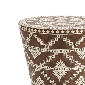 Mesa Auxiliar Industrial de Lujo con Incrustaciones de Esmalte y Colores Personalizados, Diseño Floral Geométrico Hecho a Mano para Dormitorio o Entrada - Product Image 6