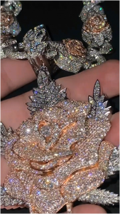 Colgante de Moissanita VVS con incrustaciones de circonitas grandes en forma de rosa, estilo Hip Hop, para cadena cubana, de plata 925, con inicial - Product Image 4