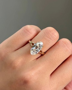 แหวนเพชรโมวาล 3 กะรัต เพชรเลี้ยงในห้องปฏิบัติการ ทองคำขาว 14K ดีไซน์วงแหวนแบบซ่อน Halo 4 กรงเล็บ วงแหวนแบบ Cathedral แหวนแต่งงาน/แหวนหมั้น - Product Image 6