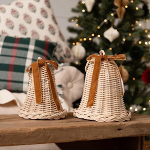 Adornos Navideños Rústicos de Mimbre King Craft Viet, Decoración de Campanas de Ratán, Juego de 3 Campanas de Mimbre Natural, Colores Personalizables, Superventas - Product Image 1