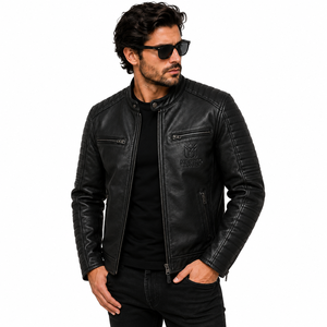Chaqueta de Motero para Hombre 100% Cuero Vacuno Genuino |   Chaqueta de Motociclista Negra con Logotipo Grabado, Hombros Acolchados y Bolsillos con Cremallera - Product Image 3