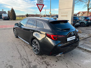 Toyota Corolla TS Hybrid Lounge Pano JBL Sound Premium, berline hybride, économique en carburant, confortable, voiture familiale, technologie intelligente - Product Image 5