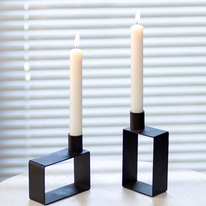 Portavelas de Hierro Estilo Artístico, Diseñado para Hogares con Estilo y Decoración Interior Audaz - Product Image 5