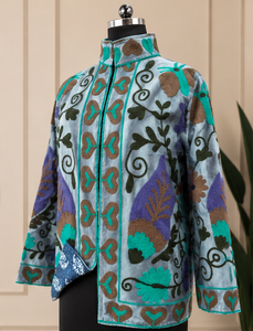 Blouson Bomber de Luxe en Velours Pur Rose à Motifs Floraux Folkloriques, Col Mandarin, Style Vintage Artisanat Multicolore Jaipuri Bohème Respirant pour Femme - Product Image 3