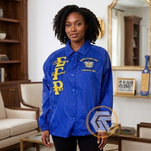 Veste décontractée pour femme GREEK TREASURES personnalisée avec broderie Sigma Gamma Rho Sorority, coupe-vent, imperméable, respirante et à séchage rapide - Product Image 4