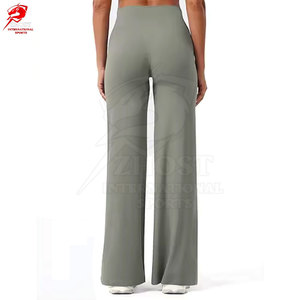 Pantalon évasé pour femme, fabriqué au Pakistan, confortable, à taille élastique, idéal pour les loisirs, les voyages et un look élégant. - Product Image 4
