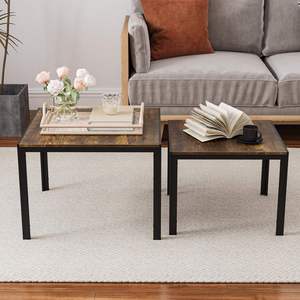 Juego Moderno de 2 Mesas Auxiliares Cuadradas Encajables con Acabado Marrón Desgastado y Patas Negras Resistentes para Sala de Estar de Apartamento - Product Image 1