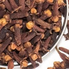 Clous de girofle séchés exportés de haute qualité, épices en vrac, type de traitement brut, vente chaude, 100% pur, teneur élevée en huile essentielle, 24 mois - Product Image 3