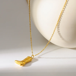 Collar de Botas Electrochapadas para Mujer en Acero Inoxidable 304 con Cadena de Cable Chapada en Oro Real de 18K - Product Image 2