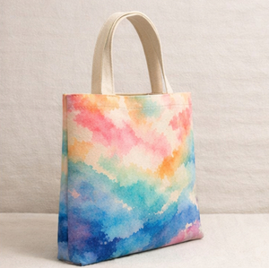 กระเป๋าผ้าแคนวาสลายเมฆสีรุ้งแบบสีน้ำ ขนาดกลาง พร้อมหูหิ้วสะพายไหล่ ใช้ได้ทุกวัน พิมพ์ลายด้วยเทคนิคซิลค์สกรีน - Product Image 3