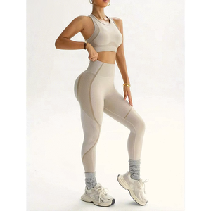 Ropa Deportiva Personalizable, Conjunto de Yoga de Dos Piezas, Ropa para Mujer, Top Deportivo con Espalda Cruzada para Gimnasio - Product Image 1