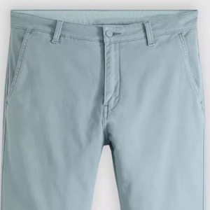 Pantalon en jean slim bleu clair pour homme, coupe droite décontractée, taille mi-haute, couleur unie, idéal pour le printemps - Product Image 4