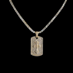 Pendentif Dog Tag Croix en Moissanite Argentée 26mm, Collier Statement Hip Hop, Bijoux Tons Blanc, Jaune et Rose, Dog Tag Croix Givrée - Product Image 3