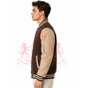 Chaqueta Letterman Nueva en Color Beige Marrón, Tela Suave, Cierre de Botones a Presión, Cuello Acanalado, Cómoda para Uso Diario - Product Image 2