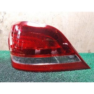 Feu arrière gauche d'occasion Equus 924013N020 - Product Image 2