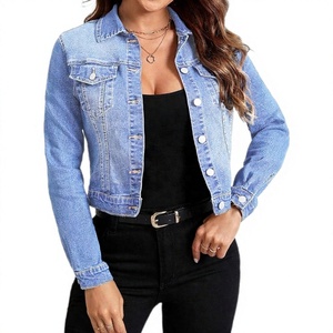 เสื้อแจ็คเก็ตยีนส์สีฟ้าอ่อนสำหรับผู้หญิง ติดกระดุม คอปกพับ แขนยาว ทรงเข้ารูป สวมใส่สบาย เหมาะสำหรับฤดูหนาว เป็นมิตรกับสิ่งแวดล้อม ผลิตจากผ้าฝ้าย 100% - Product Image 1