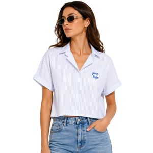 Camisa Corta a Rayas Gris Claro y Blanco Personalizada para Mujer, Blusa Casual de Verano con Botones y Logotipo Bordado Personalizado OEM - Product Image 1
