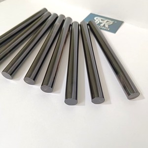 Tiges de corne de buffle noire naturelle polies et lisses pour la fabrication de tampons, de poignées de couteaux et la sculpture artisanale - Product Image 1