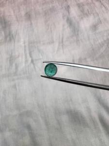 Émeraude naturelle 0,65 ct taille poire, pierre précieuse verte, pour la fabrication de bagues, pendentifs et bijoux, vente en gros - Product Image 2