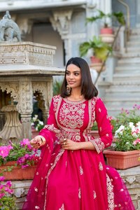 Traje Anarkali Étnico de Seda para Mujer con Dupatta, Kurta Larga Bordada con Flores, Vestido Estampado Reversible para Bodas y Fiestas - Product Image 6