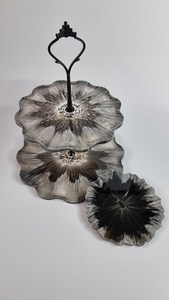 Round Resin Cake Stand Decorative <b>Bakery</b> Display Stand - Product Image 2