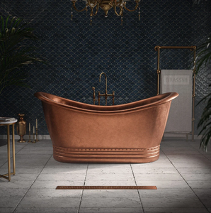 Baignoire double en cuivre avec base cloutée et bordure classique, disponible à prix de gros. - Product Image 1