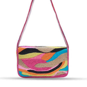 Bolso de Mano Casual de Lujo Hecho a Mano en India con Asa de Cuentas Multicolor, Estilo Artesanal Local Duradero - Product Image 4