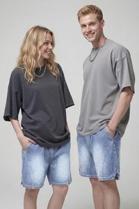 Relaxed Fit <b>Men</b> <b>Jeans</b> Shorts Casual Summer Wear with Durable Denim Fabric and Stylish Everyday Look Design - Product Image 2