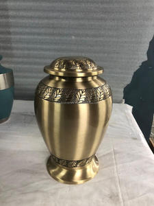 โกศเผาศพโลหะโกศสำหรับขี้เถ้าของมนุษย์และสำหรับช่วงเวลาที่น่าจดจำจากอินเดีย - Product Image 6