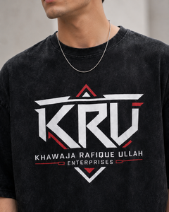 เสื้อยืดคอกลมแขนสั้นสีดำผ้าฝ้ายทรงโอเวอร์ไซส์พิมพ์ลายสไตล์ลำลองสำหรับผู้ชาย ยี่ห้อ KRU Khawaja Rafique Ullah Enterprises รุ่น OEM ยาว - Product Image 1