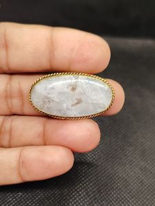 Pendentif rainuré en pierre de lune 100% naturelle, de qualité supérieure, avec rainure en laiton, prix de gros, lot de pendentifs en macramé en pierre de lune, cristal - Product Image 4