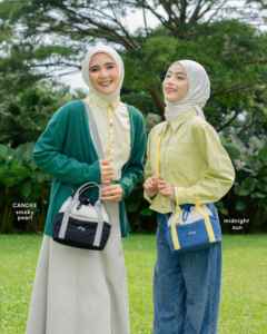 กระเป๋าสะพายไหล่แฟชั่นสำหรับผู้หญิง ดีไซน์ทันสมัย วัสดุพรีเมียมแบบย่น ปิดด้วยเชือกรูด จัดเก็บของได้อย่างชาญฉลาด เหมาะสำหรับการเดินทางและช้อปปิ้ง - Product Image 5