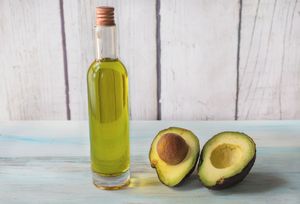 Aceite de Aguacate al por Mayor a Precios de Fábrica, Marca Privada, Prensado en Frío, Refinado, 100% Puro, Natural, Orgánico y Fresco - Product Image 4