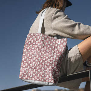 Bolsas de Regalo Estampadas de Diseño Indio, Bolsas de Mano de Tamaño Estándar a Precio Económico, Bolsas de Ropa Estampadas a Mano - Product Image 5