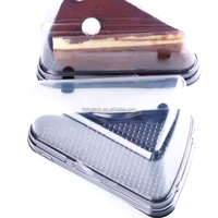 Boîtes à gâteaux triangulaires jetables en plastique transparent en gros d'usine Dessert Cheesecake Containers PET Material accepter personnalisé.
