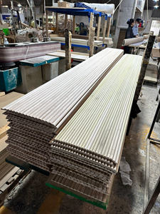 Mueble de Cocina de Madera de Alta Calidad, Diseño Decorativo Contemporáneo para el Hogar con Paneles de Madera Tambour y Listones - Product Image 5