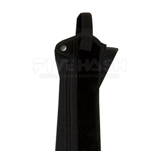 Mini Chaps de Cuero de Calidad para Caballos con Correa Resistente para Entrenamiento y Trabajo al Aire Libre - Product Image 4