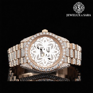 Reloj de Diamantes de Acero Inoxidable Plateado de Alta Gama y Calidad Premium con Diseño Completamente Engastado, Disponible para Exportación - Product Image 1