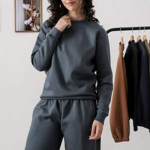 Conjunto Deportivo Personalizado para Mujer, Dos Piezas, Estilo Holgado, Sudadera y Pantalones Deportivos, Venta al Por Mayor - Product Image 1