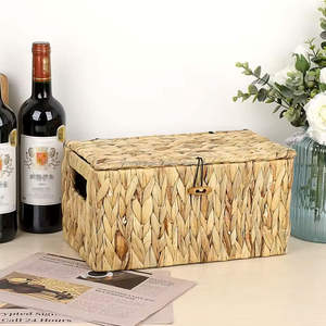 Panier de rangement multifonctionnel élégant en jacinthe d'eau avec poignée, fait à la main, écologique, bon marché, en gros, durable et léger - Product Image 4