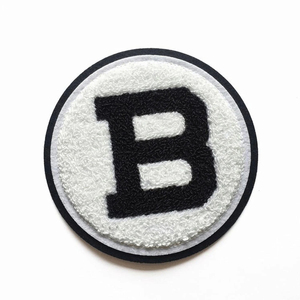 Mejor Fabricante, Parches Bordados a Precio Económico, Material de Primera Calidad, Parches Bordados de Tela de Diseño Personalizado, OEM - Product Image 1