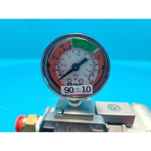 SMC AR30-N03-Z-X2005 + VHS30-N30-RZ – Pièces d'équipement semi-conducteur d'occasion, état actuel, équipement de pointe - Product Image 1
