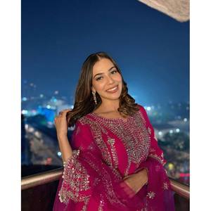 Conjunto de Top, Pantalón y Dupatta para Fiesta, Talla XL, Estilo Elegante - Product Image 3