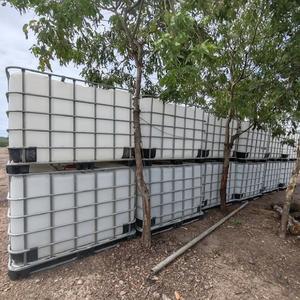 Nouveaux conteneurs IBC en acier inoxydable de 1000 L essentiels pour le stockage de produits chimiques, la fabrication et les réservoirs d'eau fixes pour les exploitations agricoles - Product Image 3