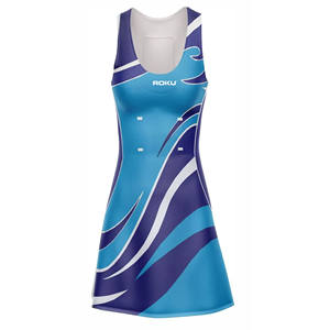 Conjunto de uniforme de tenis transpirable de secado rápido para mujer, ropa deportiva personalizada con mangas cortas y logotipo frontal para equipos y clubes - Product Image 1